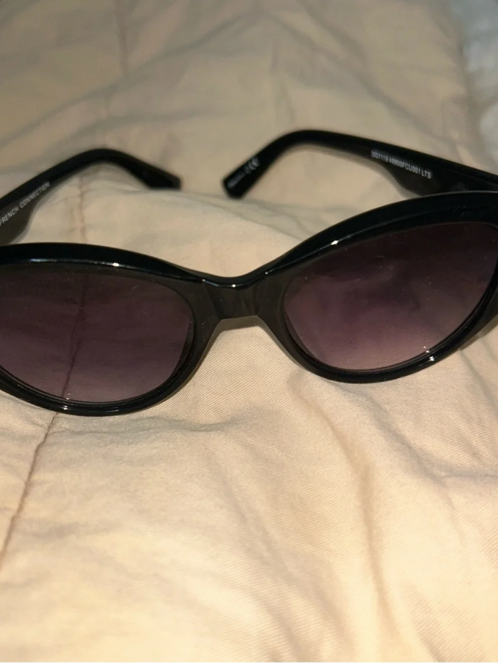 Y2K French Connection Black Cat-Eye Sunglasses with Dark Lenses